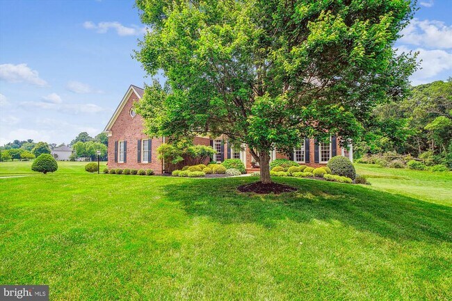 Building Photo - 21316 Golf Estates Dr