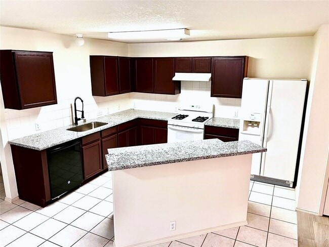 Building Photo - 10219 Sugarbridge Trail