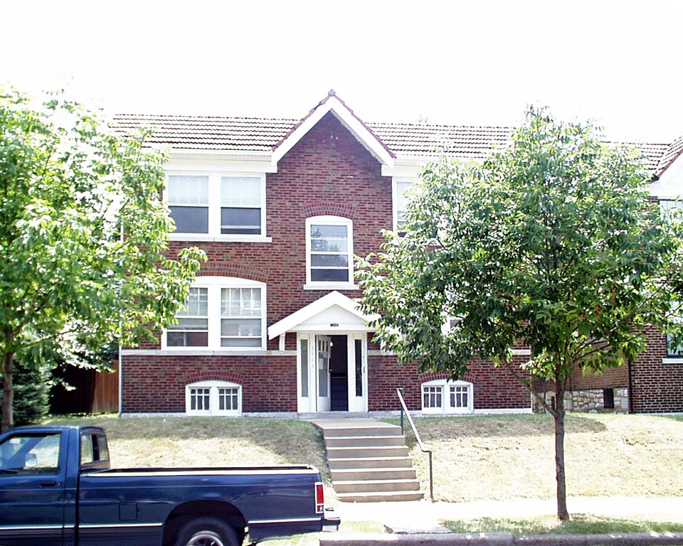 Building Photo - 3966 Shenandoah Ave