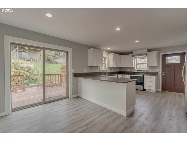 Building Photo - 30131 Skyline Dr