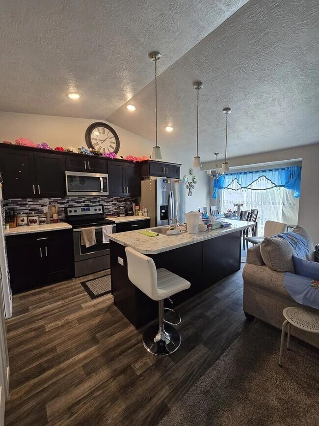 Foto del edificio - 6613 W 5th St