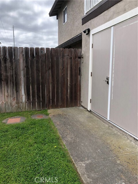 Foto principal - 1219 Huntington St
