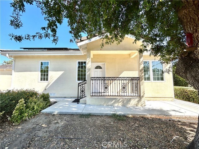 Foto del edificio - 512 S Old Ranch Rd