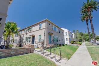 Building Photo - 1841 Normandie Ave
