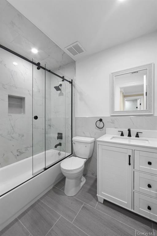 Foto principal - 10206 Rockaway Beach Blvd