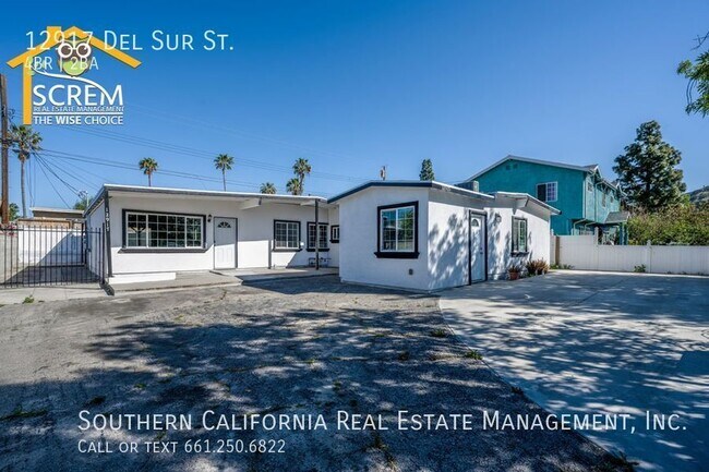 Building Photo - 12917 Del Sur St