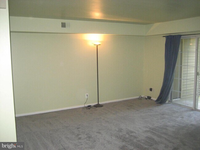 Building Photo - 79 Ramsgate Ct