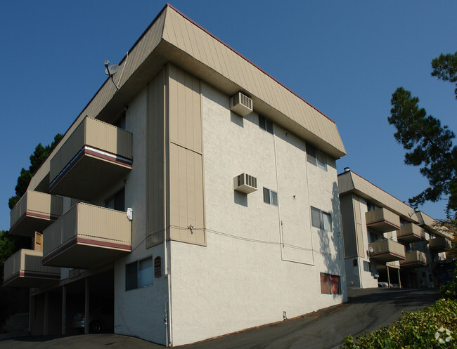 Building Photo - Benicia Heights Apartments