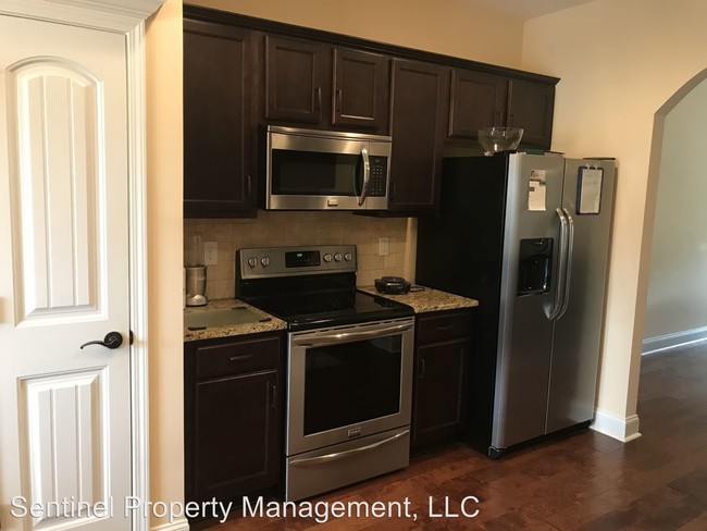 Building Photo - 3 br, 2 bath House - 324 Green Island Rd