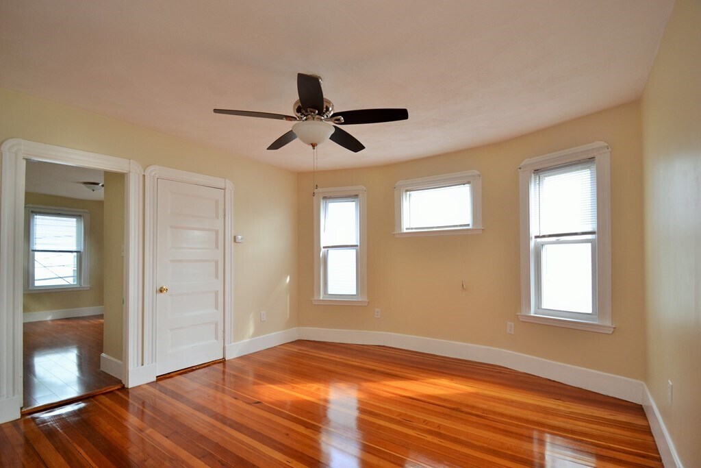 Building Photo - 42 Corona St