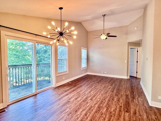 Building Photo - 115 Hamilton Dr