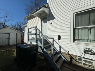 Building Photo - 218 Gates Ave