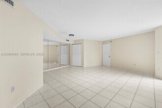 Building Photo - 1200 NE Miami Gardens Dr