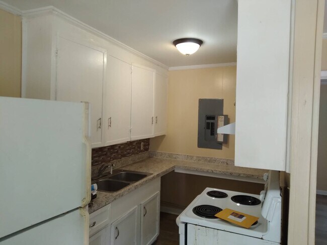 Foto del edificio - 3442 Navajo St