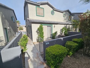 Building Photo - 5267 S Westwind Rd