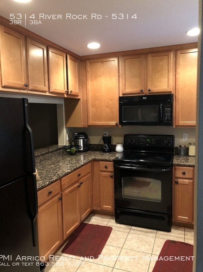 Foto del edificio - 5314 River Rock Rd