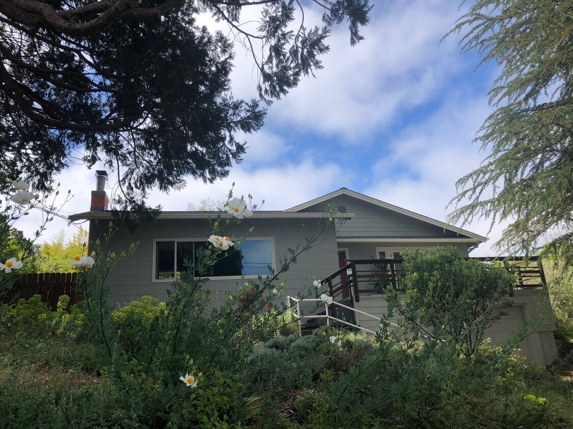 Foto principal - 4560 Sullivan Ct