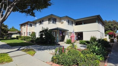 Building Photo - 8320 Sargent Ave