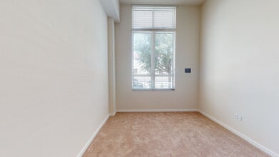 Interior Photo - The Slade at Channelside