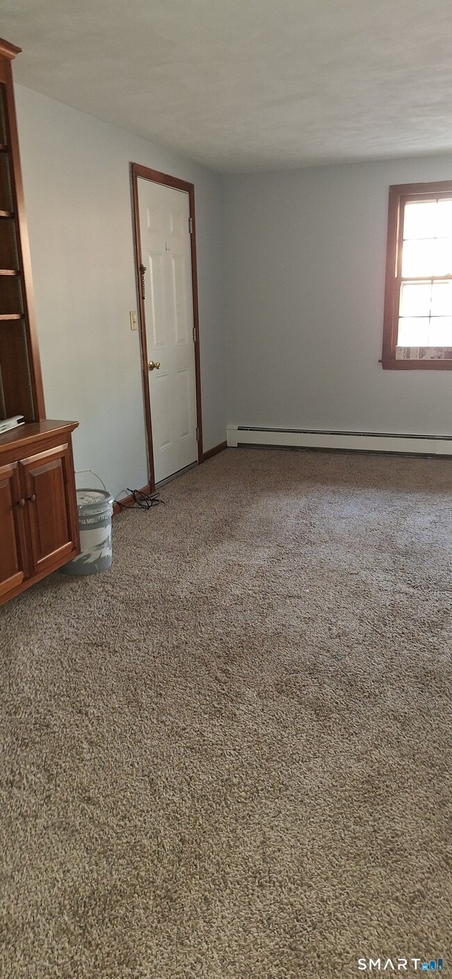 Building Photo - 12 Carpenter Rd