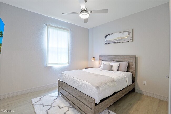 Foto del edificio - 217 NW 36th Ave