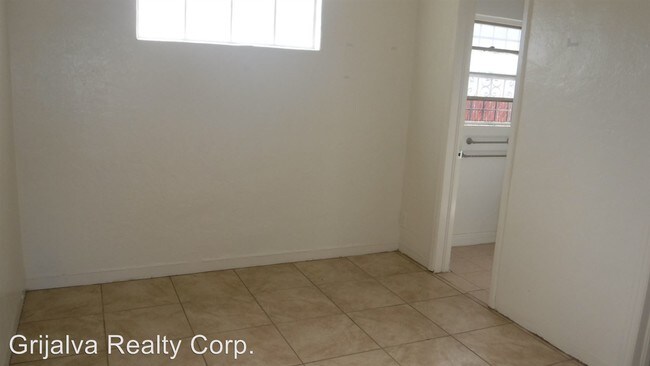 Building Photo - 3632 E Glenn St