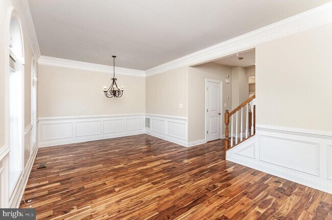 Building Photo - 15886 Mackenzie Manor Dr