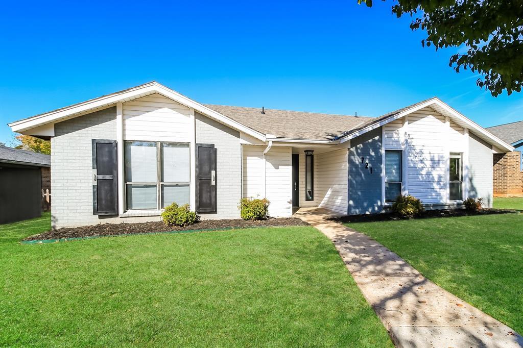 Foto principal - 721 NW 139th St