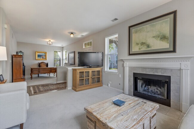 Foto del edificio - 522 Heritage Ct