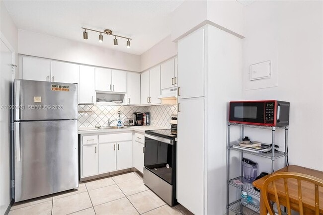 Photo - 1824 Monroe St Apartment