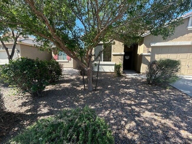 Building Photo - 11105 E Segura Ave