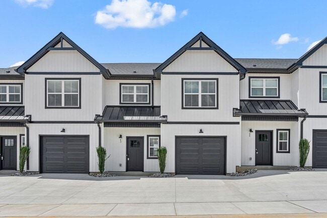 Building Photo - Sango Drive 3 Bedroom Condo For Rent!