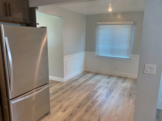 Foto del edificio - 1516 Oliver Ave