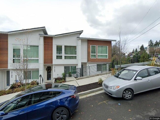 main entrance - 2101 NE 88th St