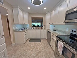 Building Photo - 15400 Cedarwood Ln