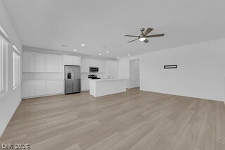 Foto del edificio - 3298 Viola Hls Ave