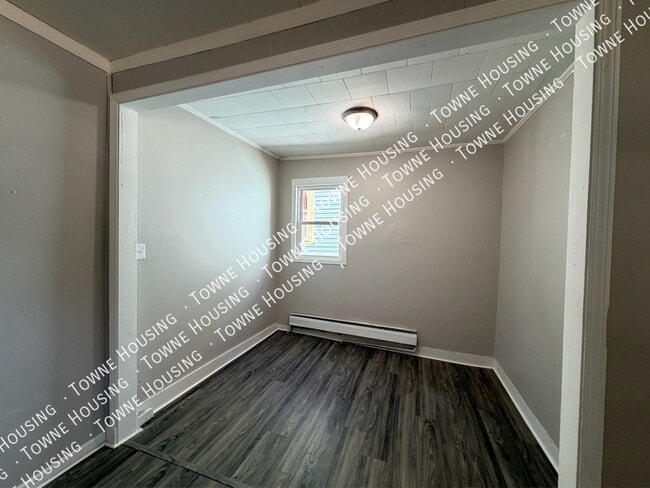 Building Photo - 256 14th St