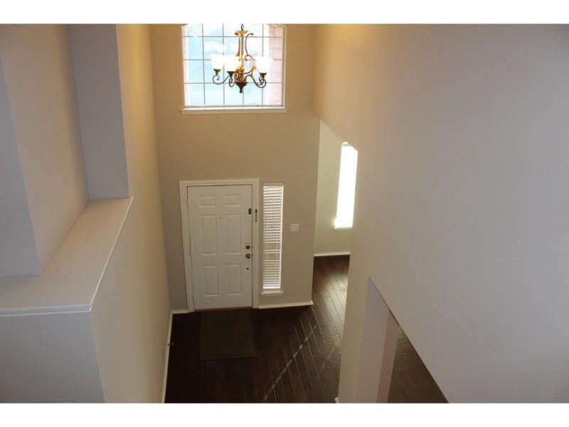 Foto principal - 1019 Aviary Dr