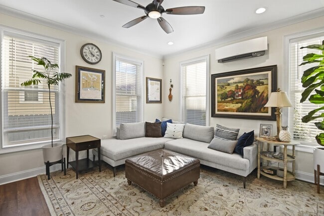 Foto del edificio - 782 Rutledge Ave