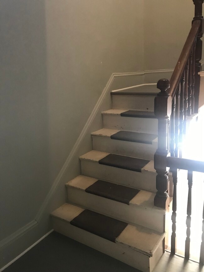 Building Photo - 84 Shawmut St