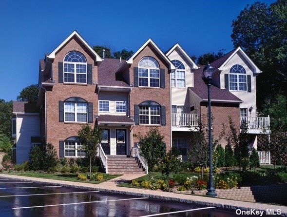 Primary Photo - 43 Pinnacle Dr