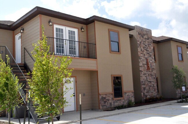 327 Couch St Olmito Tx 78575 Apartments Olmito Tx Apartments Com