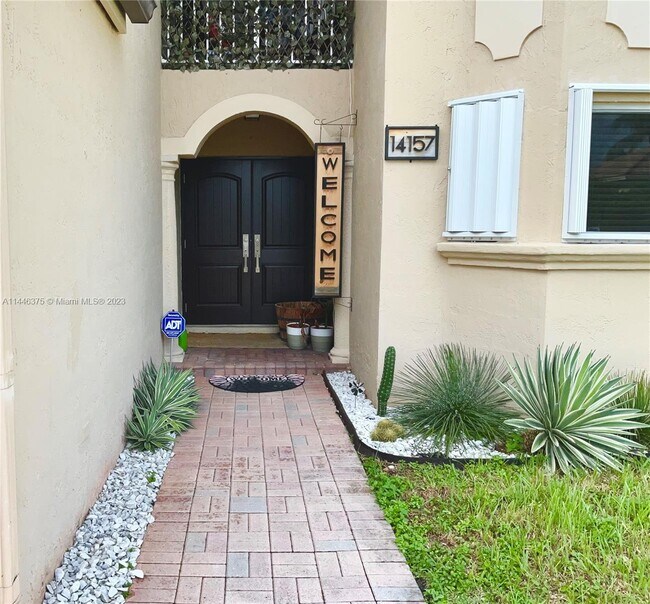 Foto del edificio - 14157 SW 164th Terrace