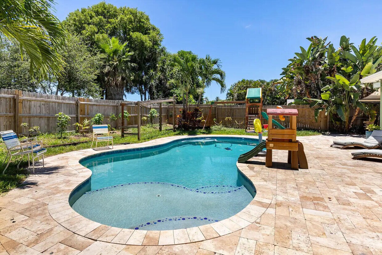 6820 Tradewind Way, Lake Worth, FL 33462 House Rental in Lake Worth