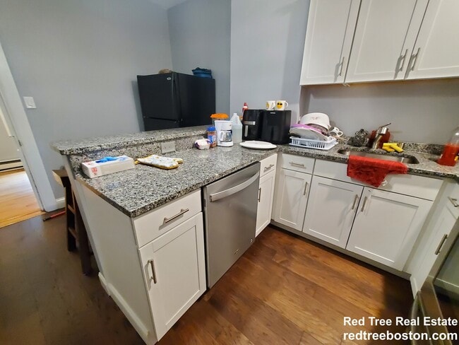 Photo - 846 Huntington Ave Apartment