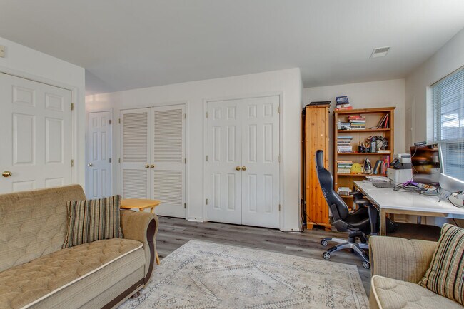 Foto del edificio - 43508 Jubilee St