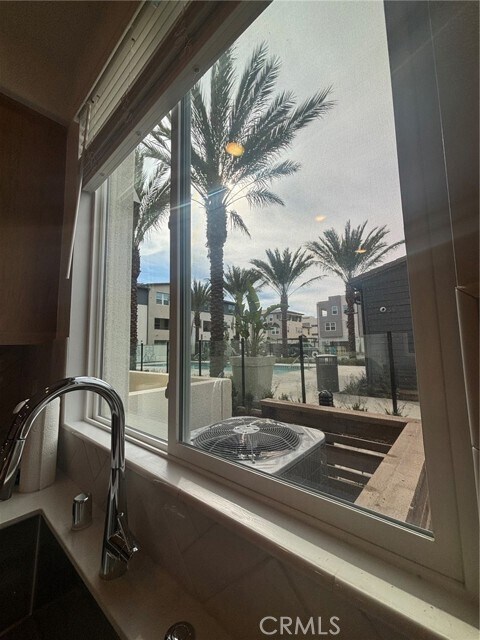 Building Photo - 1720 Park St