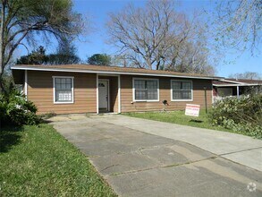 Building Photo - 3018 Robinson Blvd
