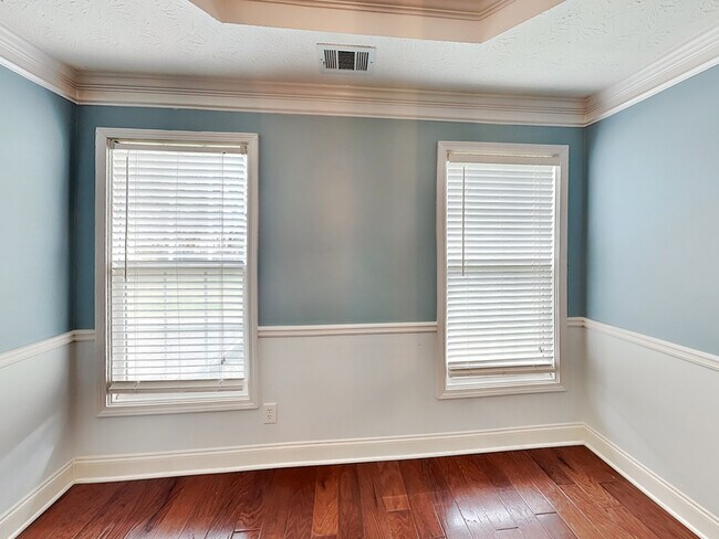 Foto del edificio - 17 Derby Way NE