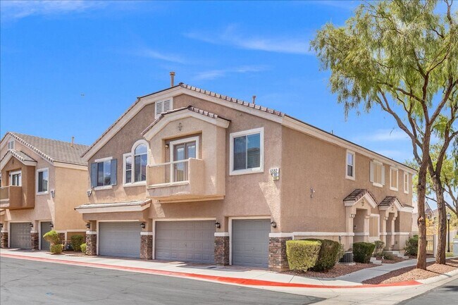 Foto del edificio - 6592 Strolling Plains Ln